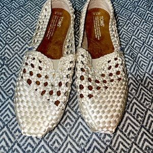 Women’s Wicker Slip-On Shoes